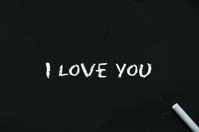 Blackboard Chalk I Love You Sign  - romanakr / Pixabay