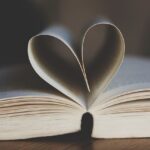 Book Open Book Pages Heart Shape  - un-perfekt / Pixabay