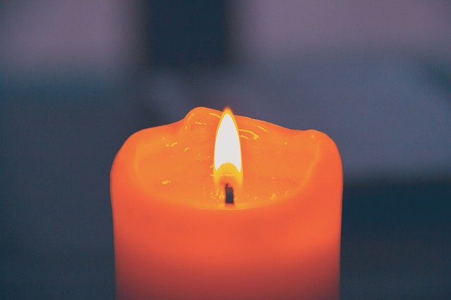 Candle Light Candlelight Flame  - Devanath / Pixabay