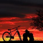 Couple Bike Sunset Silhouette Dusk  - rauschenberger / Pixabay