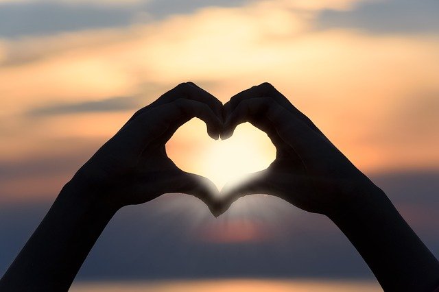 Heart Love Sunset Shape Sign  - PhotoMIX-Company / Pixabay