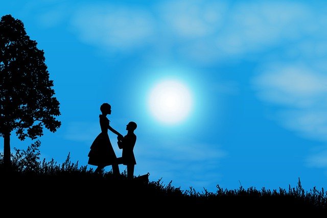 Love Romantic Couple Happy Romance  - susan-lu4esm / Pixabay