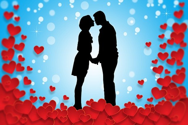 Love Valentine Romantico The Kiss  - susan-lu4esm / Pixabay