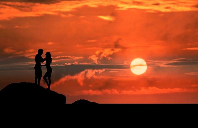 Sunrise Couple Silhouette Sunset  - mskathrynne / Pixabay