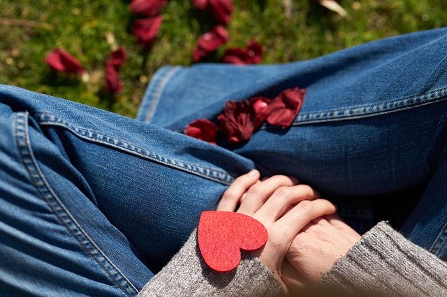 Valentine S Day Love Celebration  - Engin_Akyurt / Pixabay